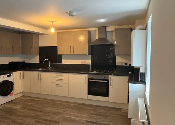 Bright Double Room With Parking Near The Beach